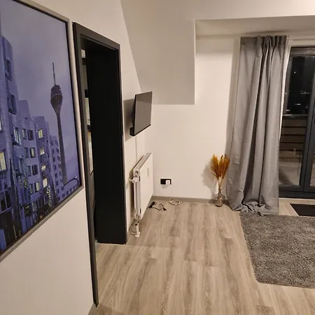 Apartment Schicke Und Moderne Naehe Messe Düsseldorf